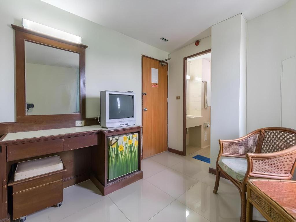 Lake Inn Hotel Сонгкхла Экстерьер фото